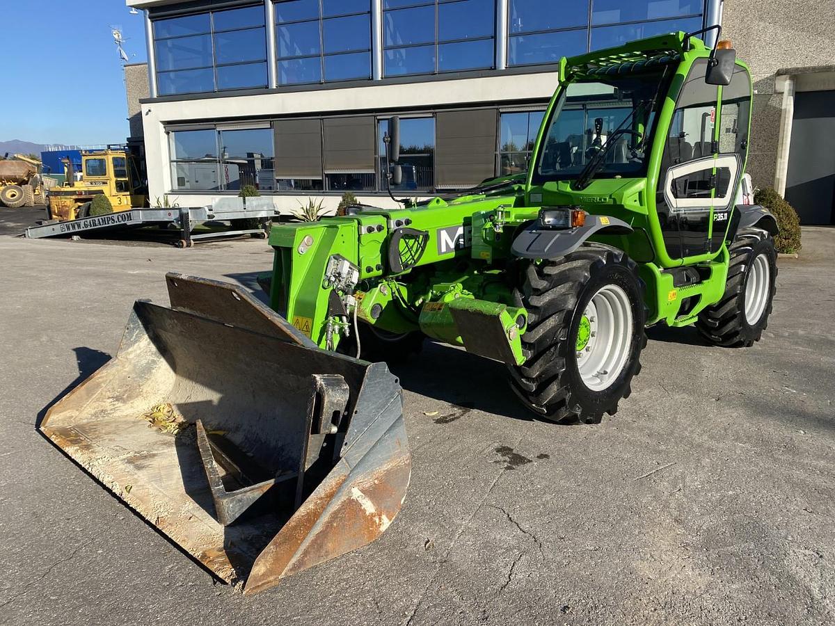 Usato 2022 MERLO P35.11
