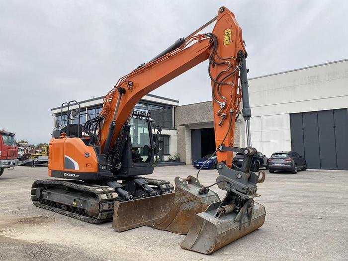 Usato 2018 DOOSAN DX140 LCR-5