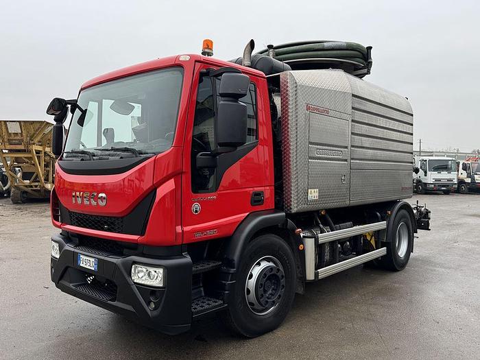 Usato 2016 IVECO  180 SPURGO CAPPELLOTTO 180-320 E6