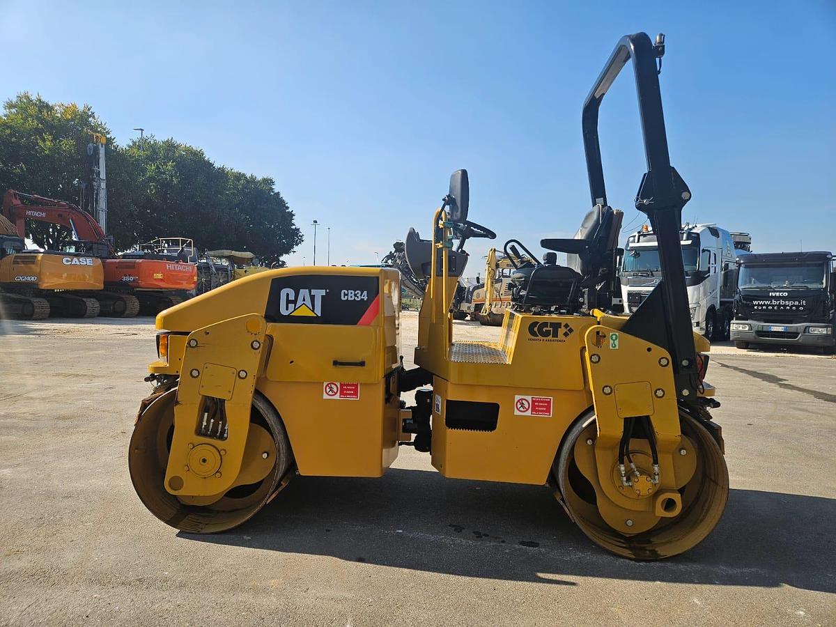 Usato 2008 CATERPILLAR CB 34
