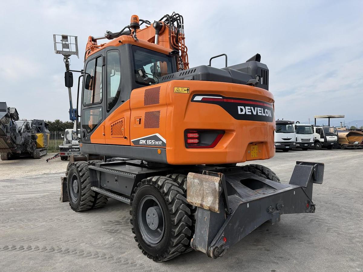 Usato 2023 DEVELON DX165WR-7