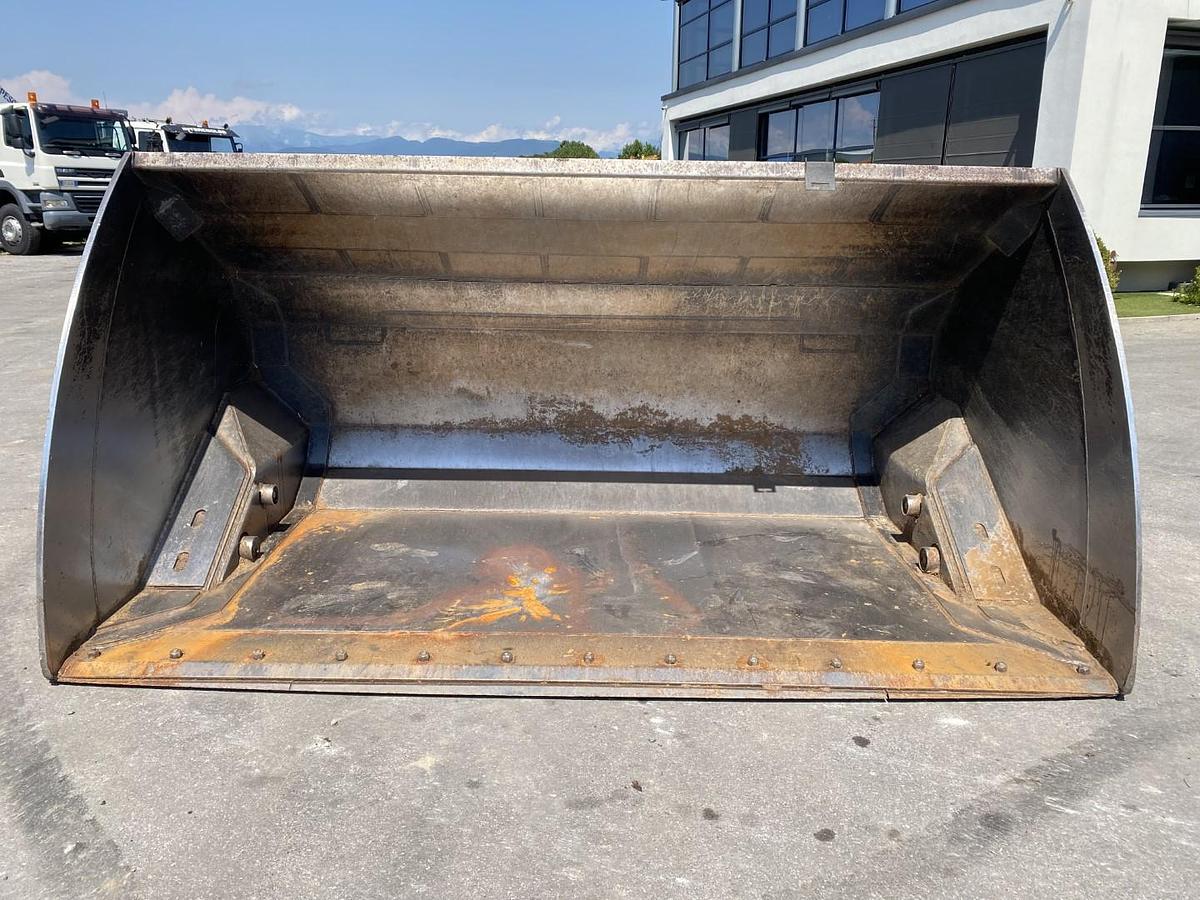 Usato 2023 CASE 821G