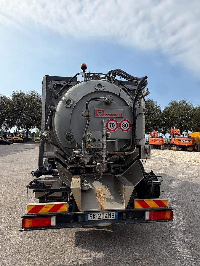 Usato 2001 IVECO EUROCARGO 170/27 SPURGO MORO
