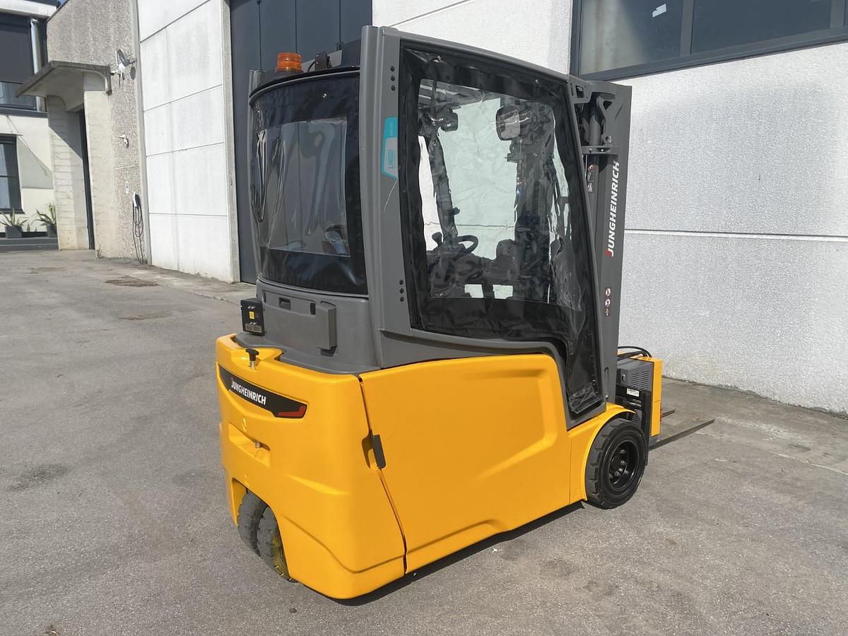 Usato 2022 JUNGHEINRICH EFG 220