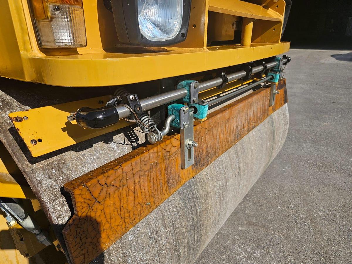 Usato 2008 CATERPILLAR CB 34