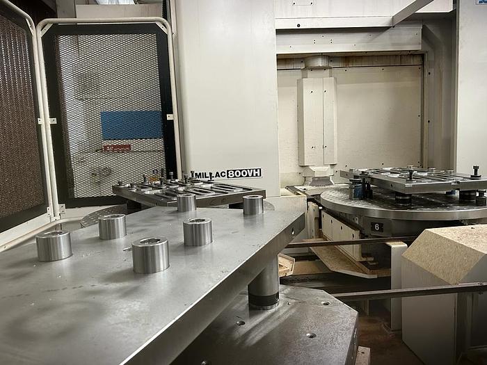 Usato 2009 OKUMA MILLAC 800 VH