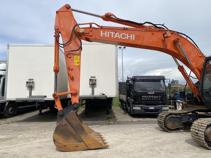 Usato 2017 HITACHI ZX210 LCN-6