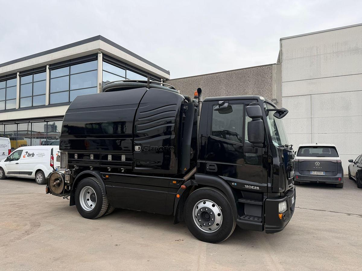 Usato 2010 iveco moro eurocargo 120 spurgo moro