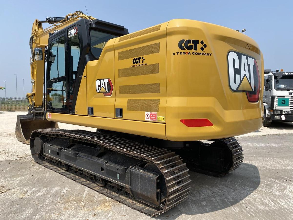 Usato 2022 CATERPILLAR 320 GC
