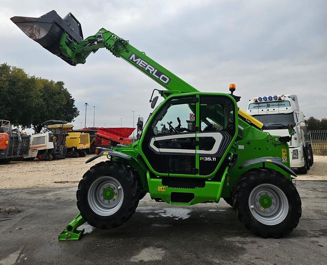 Usato 2022 MERLO P35.11
