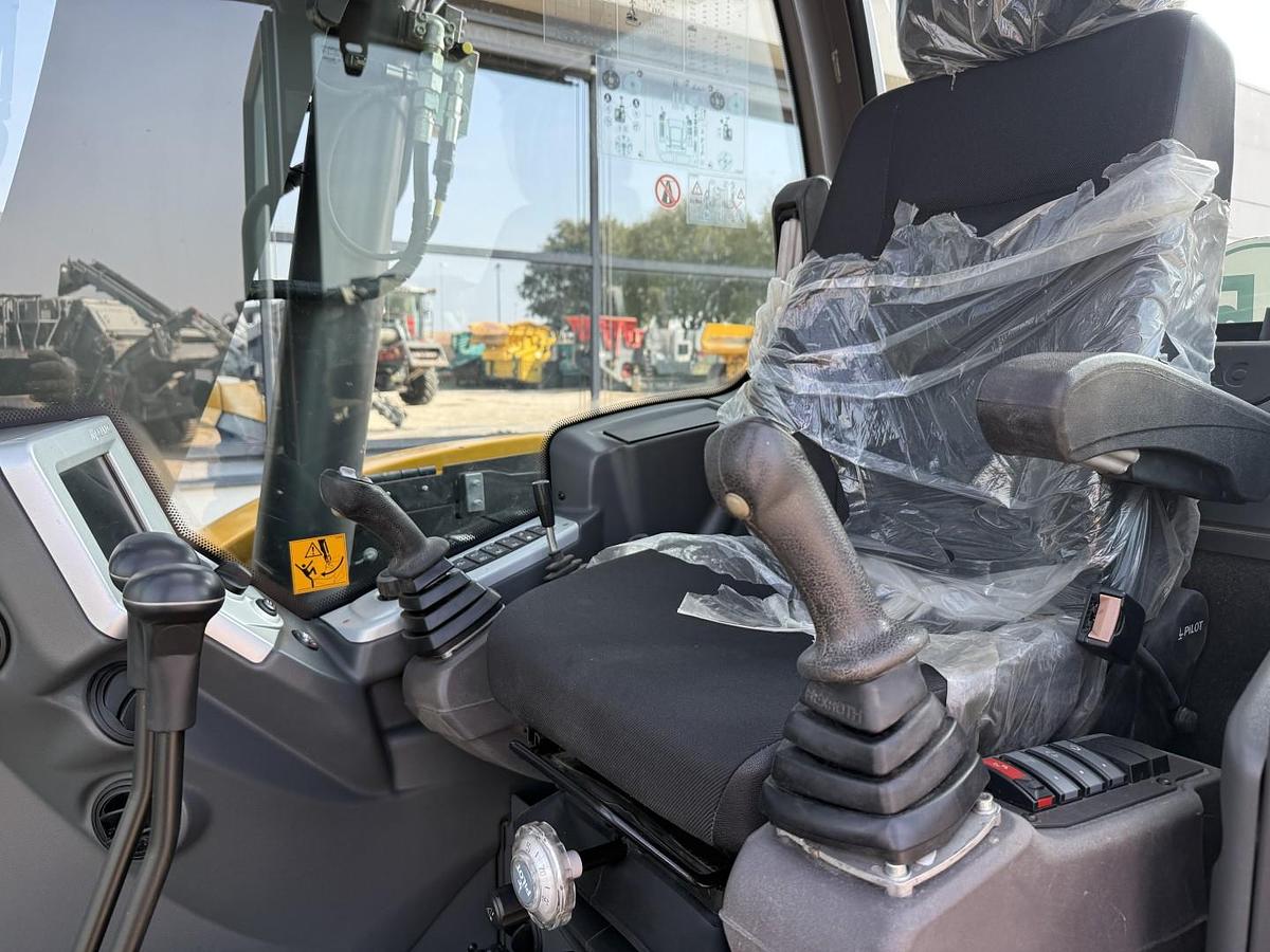 Usato 2022 MECALAC 6MCR
