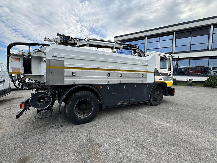 Usato 1994 MAN 14.192 spurgo MORO