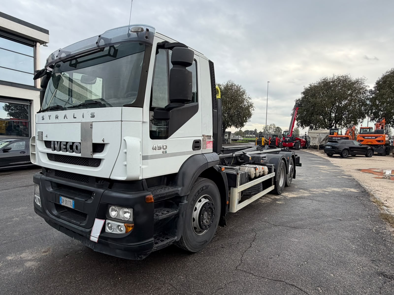 Usato 2008 IVECO 450 SCARRABILE E5