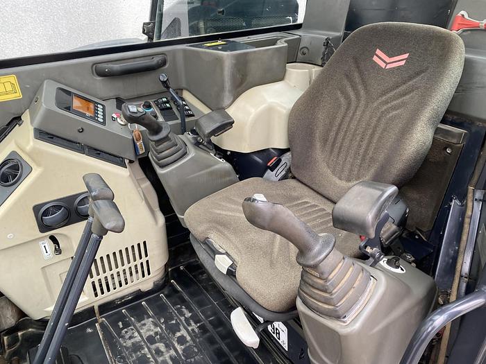 Usato 2017 YANMAR VIO80-1