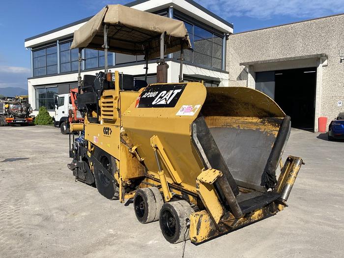 Usato 2011 CATERPILLAR AP 300