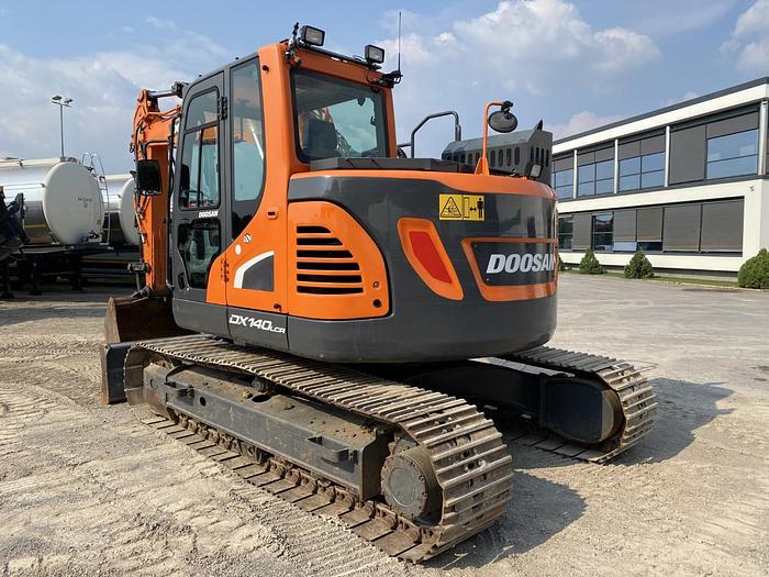 Usato 2017 DOOSAN DX 140 LRC-5