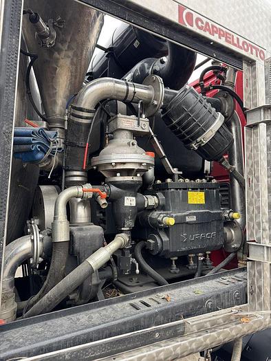 Usato 2016 IVECO  180 SPURGO CAPPELLOTTO 180-320 E6