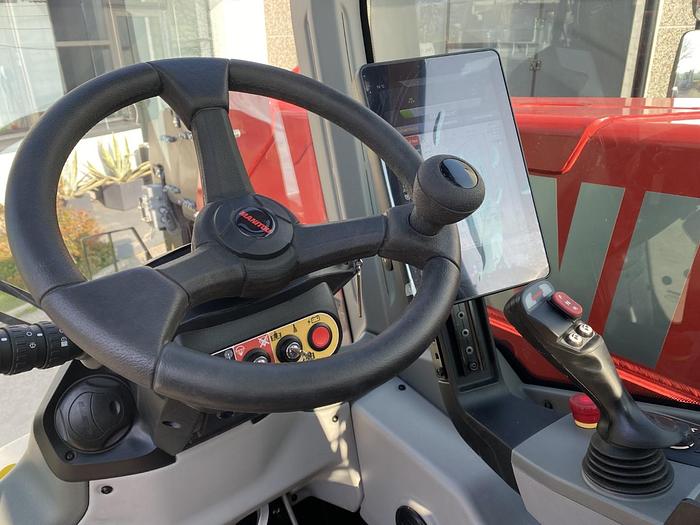 2022 MANITOU MRT 2260