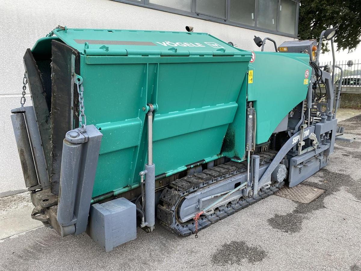 Usato 2011 VOGELE SUPER 700