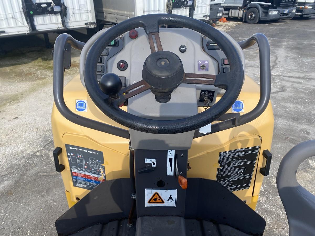 Usato 2010 VOLVO DD 38HF