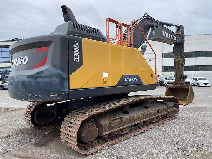 Usato 2018 VOLVO EC300 ENL