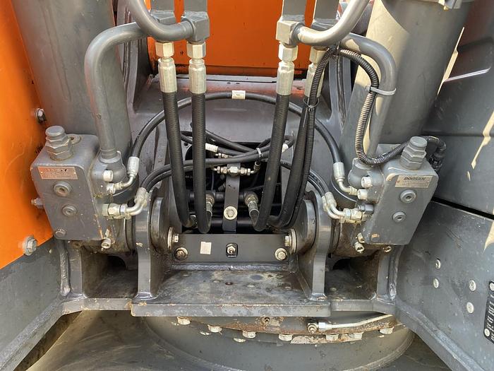 Usato 2017 DOOSAN DX 140 LRC-5