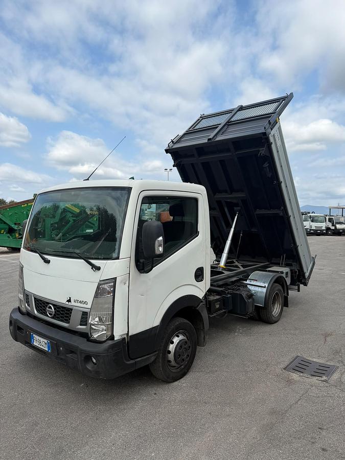 Usato 2017 NISSAN  NT 400