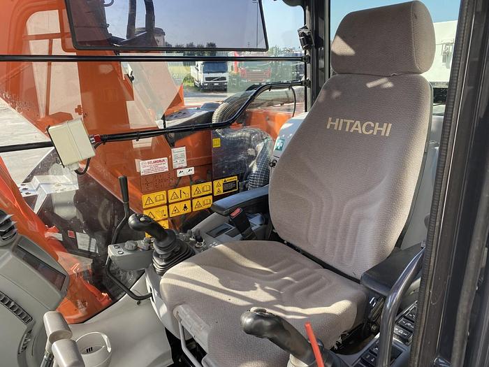 Usato 2016 HITACHI ZX135US-5B