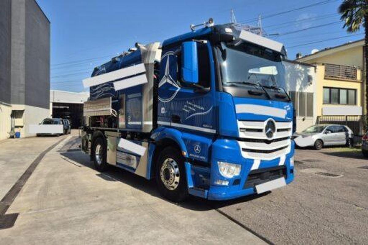 Usato MERCEDES  ANTOS 1853 SPURGO MORO