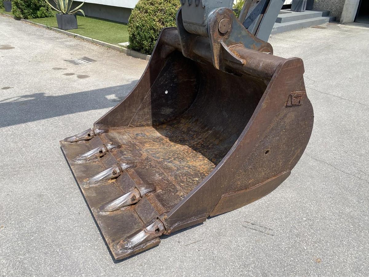 Usato 2020 VOLVO EC200 ENL