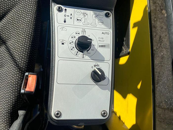 Usato 2018 BOMAG BW-213 BVC-5