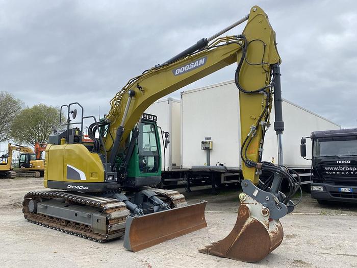 Usato 2017 DOOSAN DX140 LCR-5
