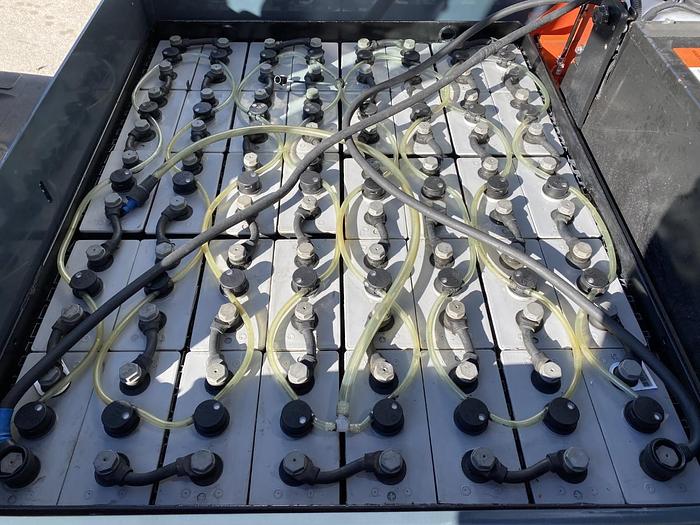 Usato 2014 TOYOTA 8FBMT 35