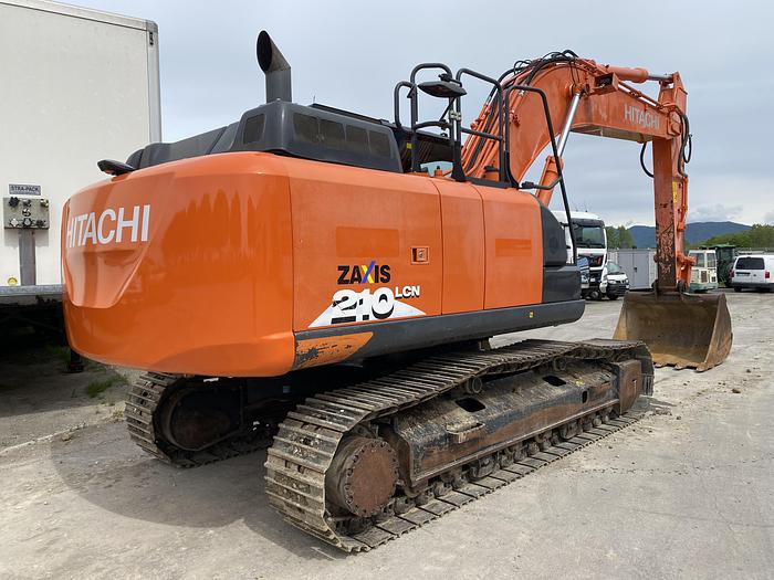 Usato 2017 HITACHI ZX210 LCN-6