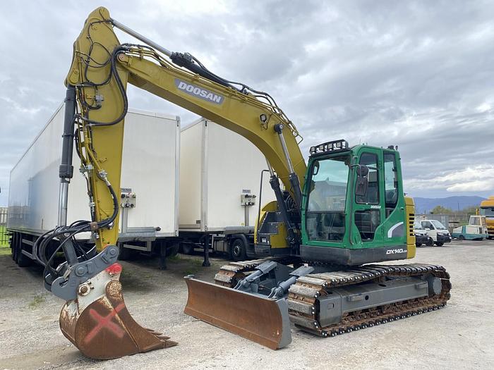 Usato 2017 DOOSAN DX140 LCR-5