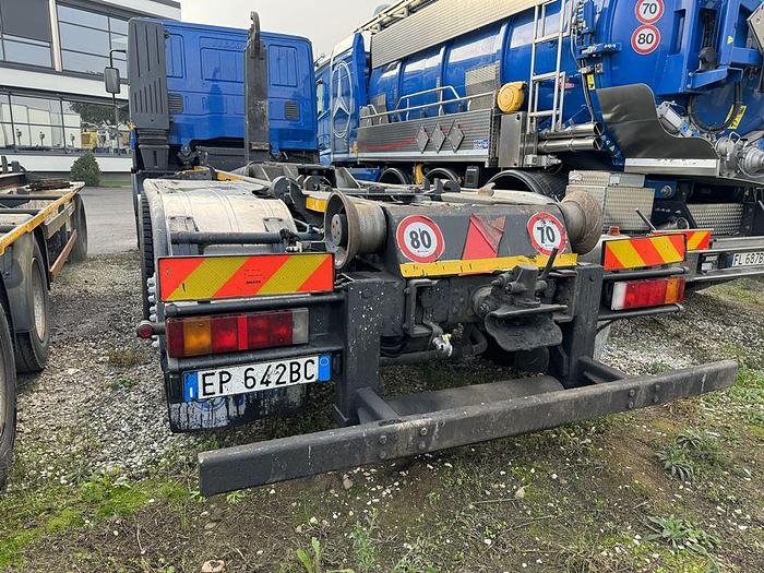 Usato 2005 IVECO 260 E 43 SCARRABILE E RIMORCHIO