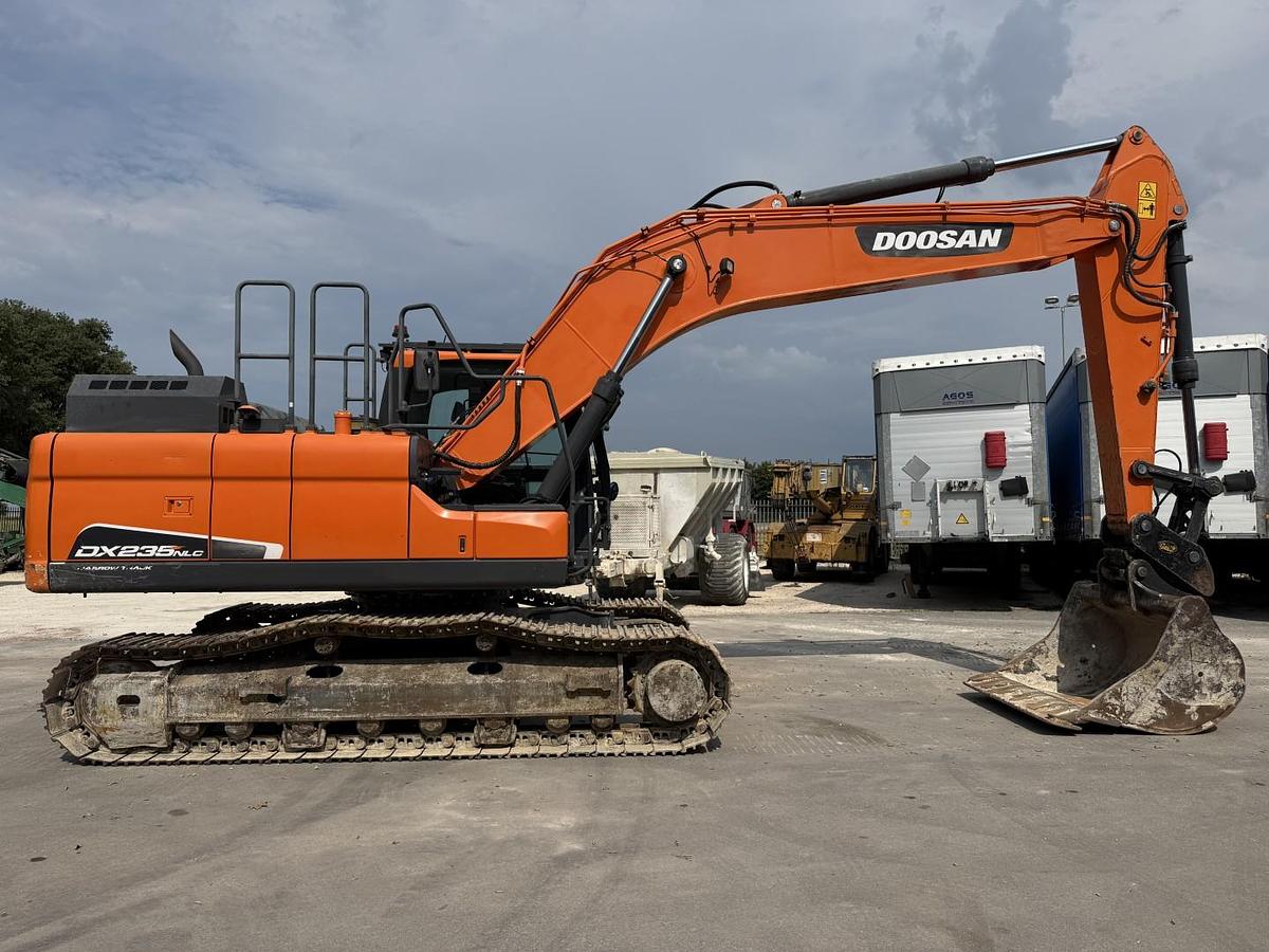 Usato 2020 DOOSAN DX235 NLC-5