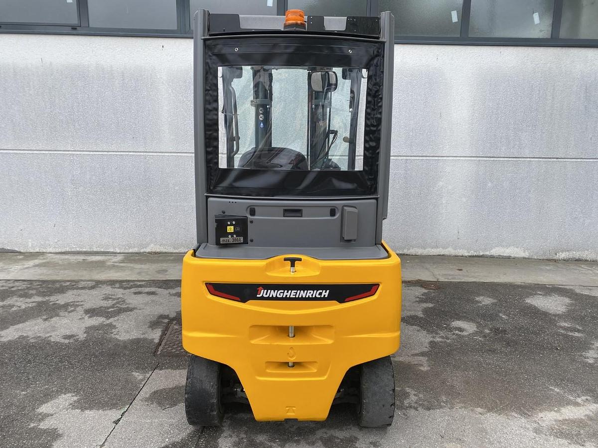 Usato 2022 JUNGHEINRICH EFG 320