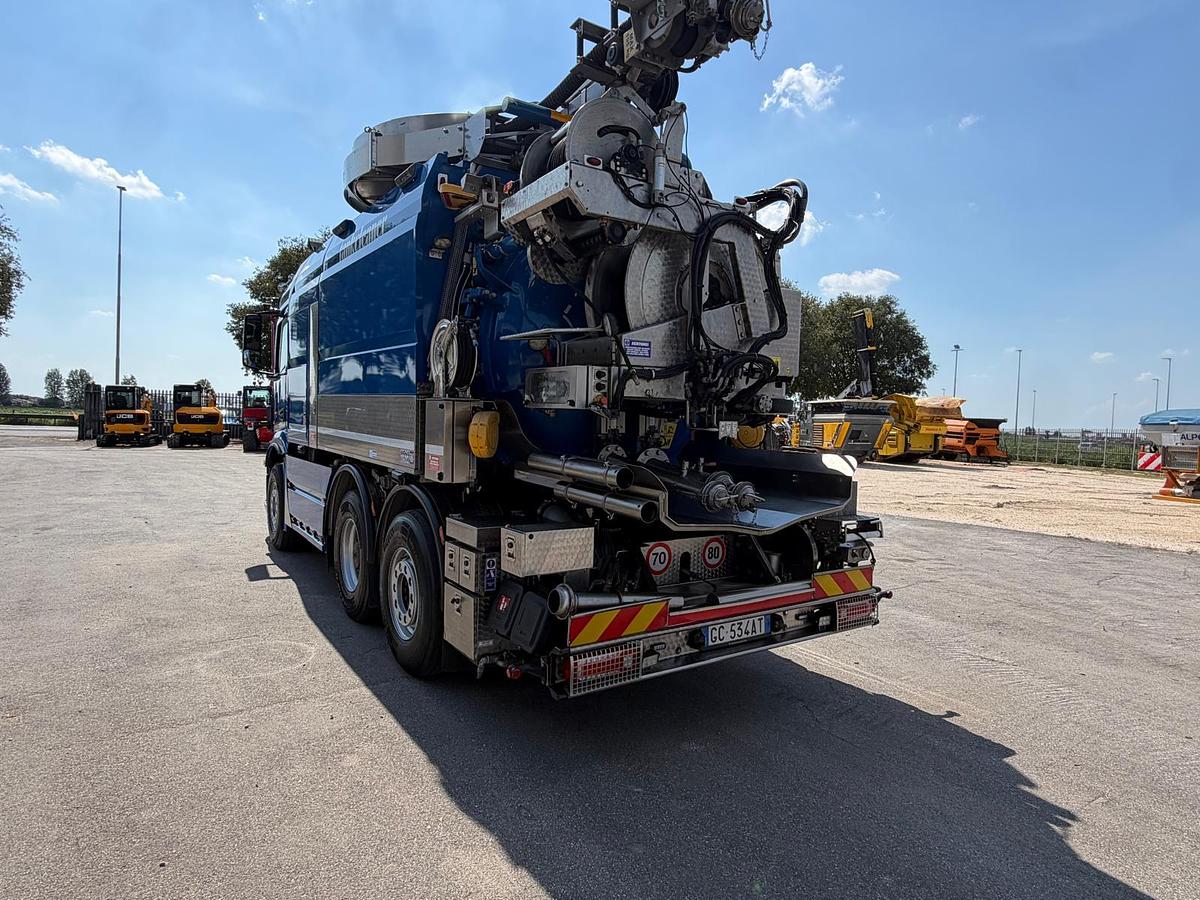 Usato 2021 MERCEDES ACTROS 530