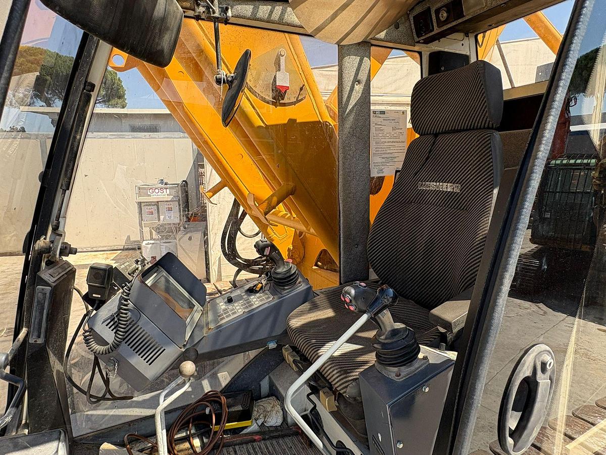 Usato 2006 Liebherr LR1100