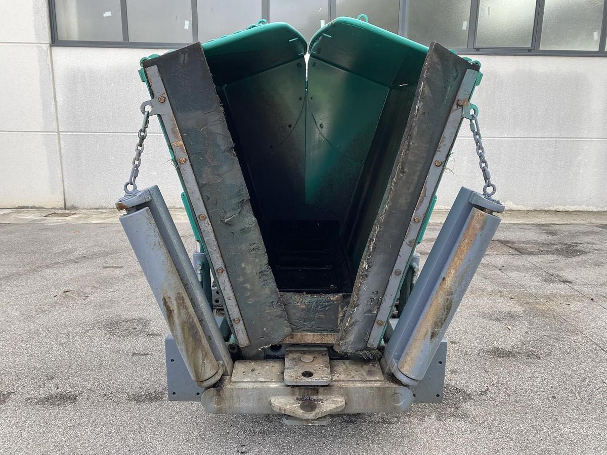 Usato 2011 VOGELE SUPER 700