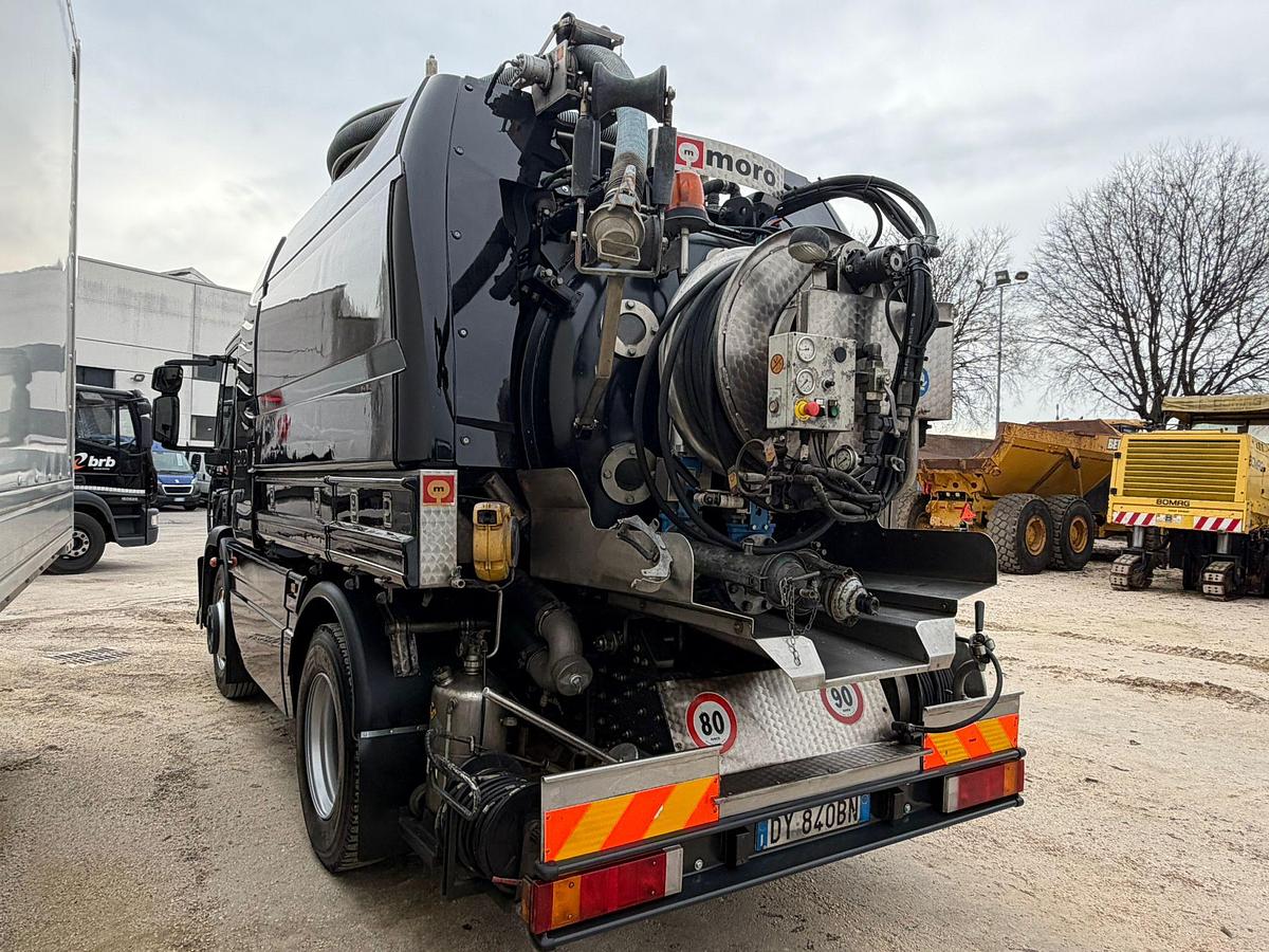 Usato 2010 iveco moro eurocargo 120 spurgo moro