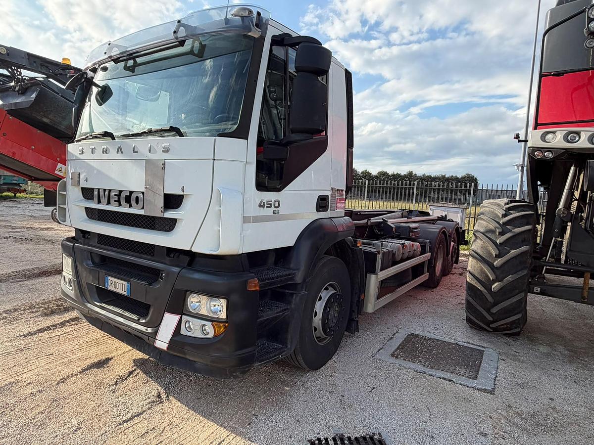 Usato 2008 IVECO 450 SCARRABILE E5