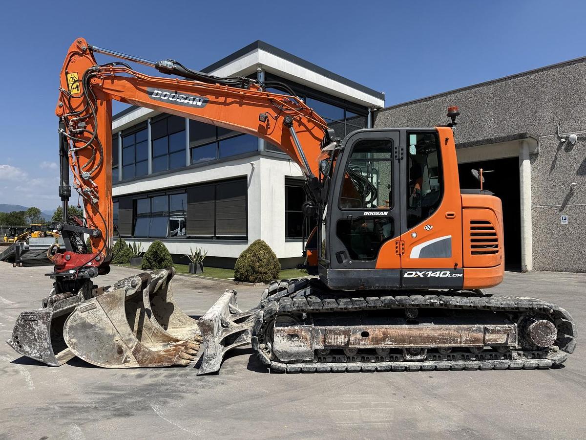 Usato 2019 DOOSAN DX140 LCR-5