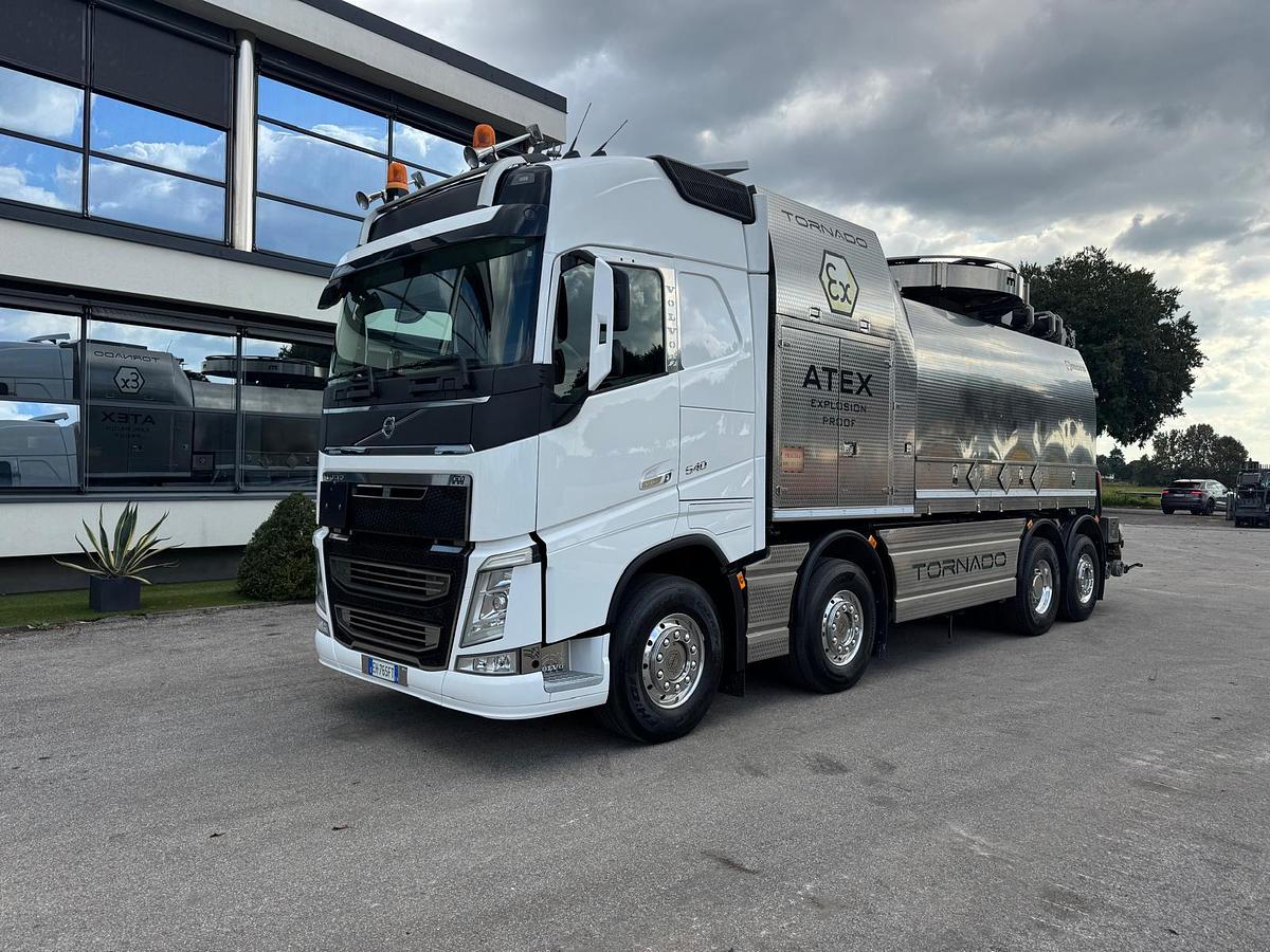 Usato 2016 VOLVO FH 12 E6