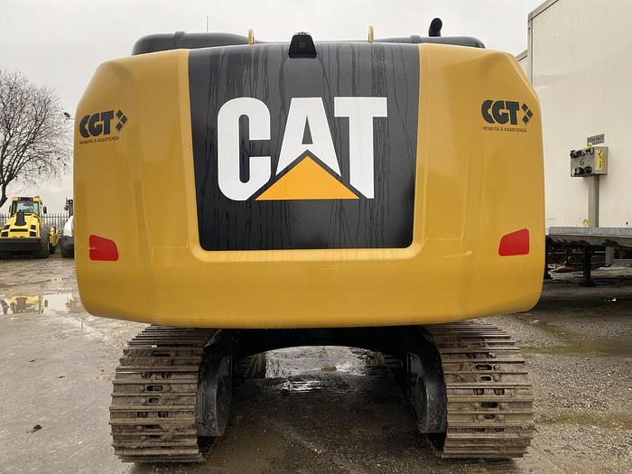 Usato 2020 CATERPILLAR 323 FLN