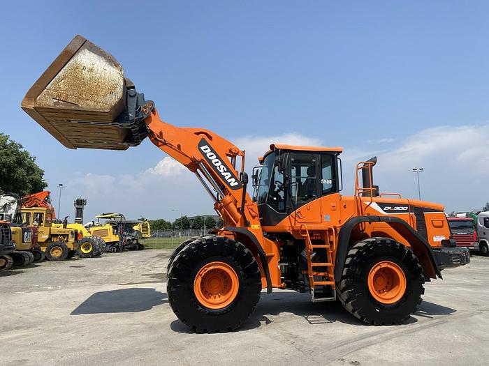 Usato 2016 DOOSAN DL 300-5