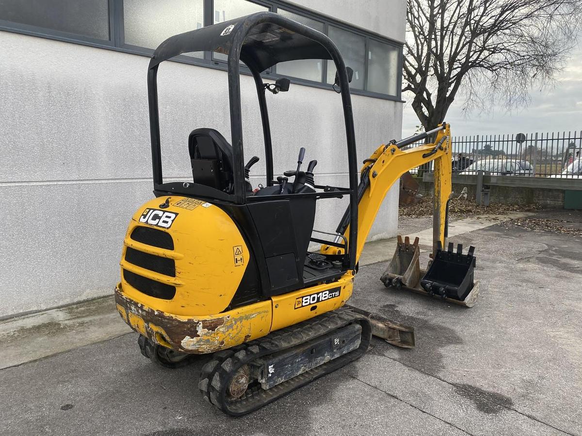 Usato 2014 JCB 8018