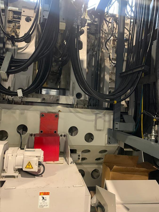 Usato 2011 OKUMA MB 4000 H