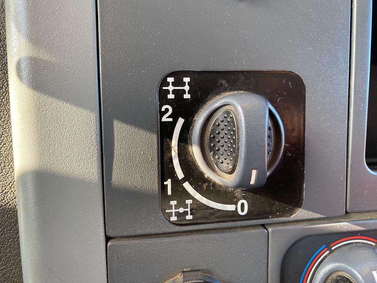 Usato IVECO TRAKKER 8*4 450 E/5 TRILATERALE